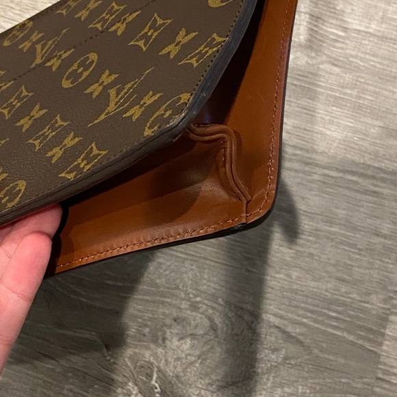 Authentic Louis Vuitton Pochette Homme clutch - Picture 4 of 7